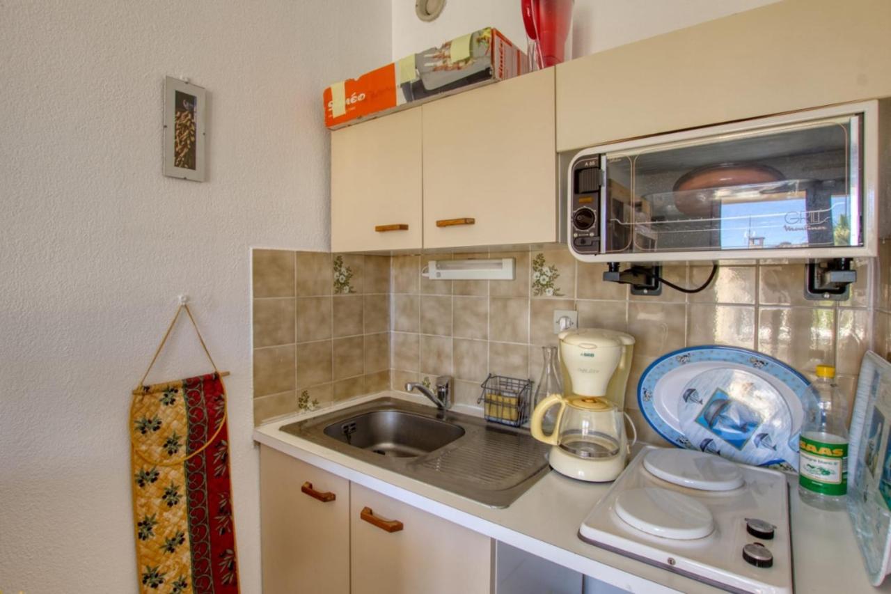 Charming Apartment In Residence With Swimming Pool Sanary-sur-Mer Exterior foto